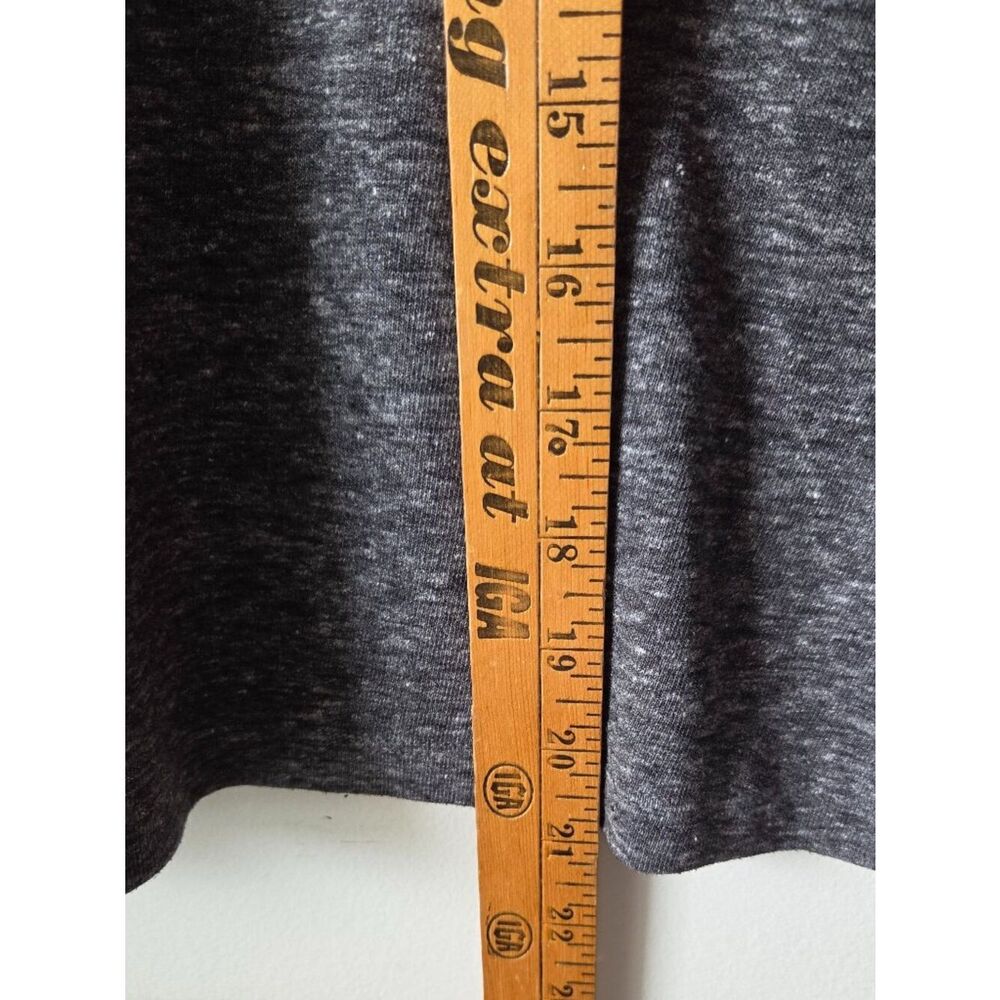 EUC OLD NAVY LINEN BLEND GREY HEATHERED TEE SIZE SMALL OVERSIZED - Picture 11 of 11